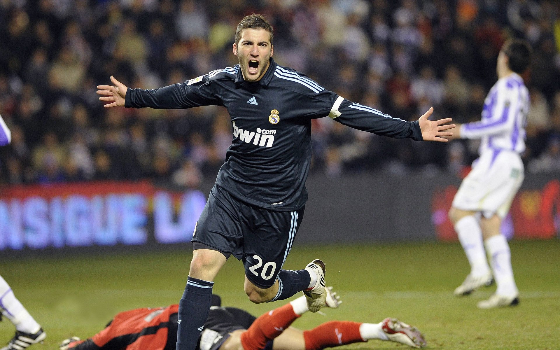 爱游戏体验-临门一脚质量是否是制胜关键而非场面控制，临门一脚的重要性